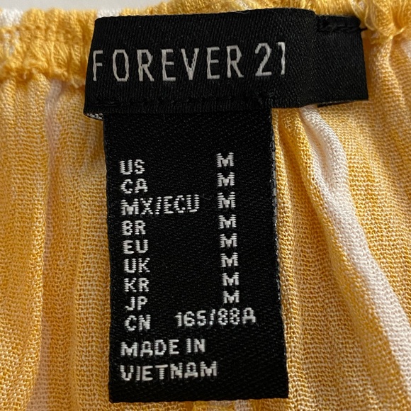 Tops - Picture 3 of 3